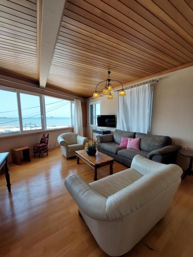 Seaview Kaposantes Apartments Lefkada City Room photo